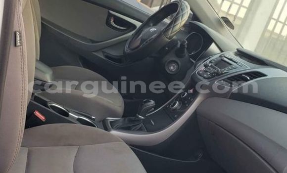 Acheter Occasion Voiture Hyundai Elantra Blanc à Conakry, Conakry Acheter Occasion Voiture Hyundai Elantra Blanc à Conakry, Conakry