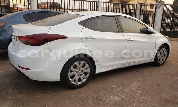 Acheter Occasion Voiture Hyundai Elantra Blanc à Conakry, Conakry Acheter Occasion Voiture Hyundai Elantra Blanc à Conakry, Conakry