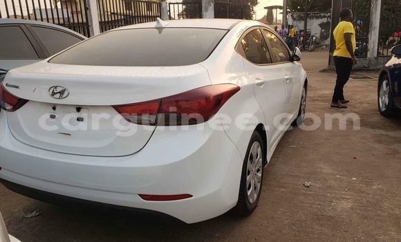 Acheter Occasion Voiture Hyundai Elantra Blanc à Conakry, Conakry Acheter Occasion Voiture Hyundai Elantra Blanc à Conakry, Conakry