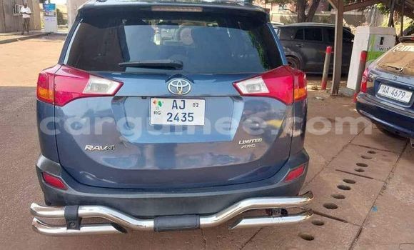 Acheter Occasion Voiture Toyota RAV4 Bleu à Conakry, Conakry Acheter Occasion Voiture Toyota RAV4 Bleu à Conakry, Conakry
