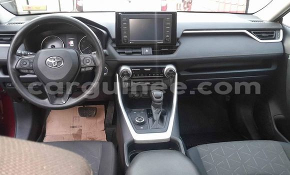 Acheter Occasion Voiture Toyota RAV4 Rouge à Conakry, Conakry Acheter Occasion Voiture Toyota RAV4 Rouge à Conakry, Conakry