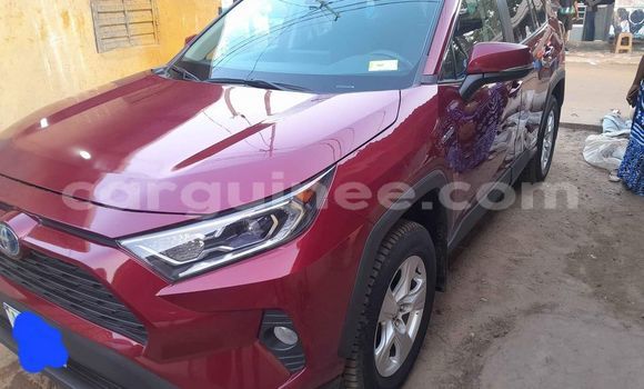 Acheter Occasion Voiture Toyota RAV4 Rouge à Conakry, Conakry Acheter Occasion Voiture Toyota RAV4 Rouge à Conakry, Conakry