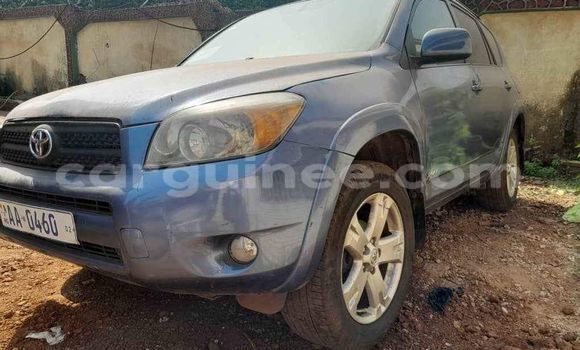 Acheter Occasion Voiture Toyota RAV4 Bleu à Conakry, Conakry Acheter Occasion Voiture Toyota RAV4 Bleu à Conakry, Conakry