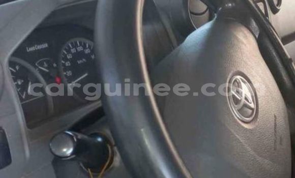Acheter Occasion Voiture Toyota Land Cruiser Blanc à Conakry, Conakry Acheter Occasion Voiture Toyota Land Cruiser Blanc à Conakry, Conakry