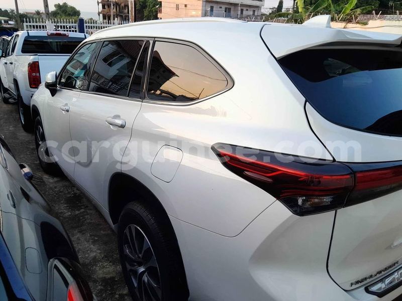 Big with watermark toyota highlander conakry conakry 8789