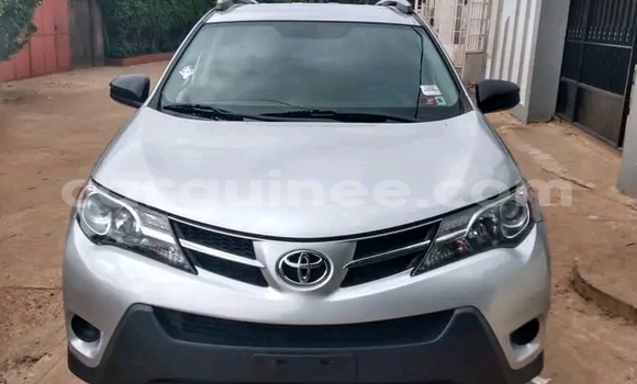 Buy Used Toyota RAV4 Beige Car in Conakry in Conakry Buy Used Toyota RAV4 Beige Car in Conakry in Conakry
