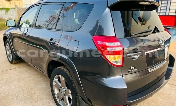 Buy Used Toyota RAV4 Black Car in Conakry in Conakry Buy Used Toyota RAV4 Black Car in Conakry in Conakry