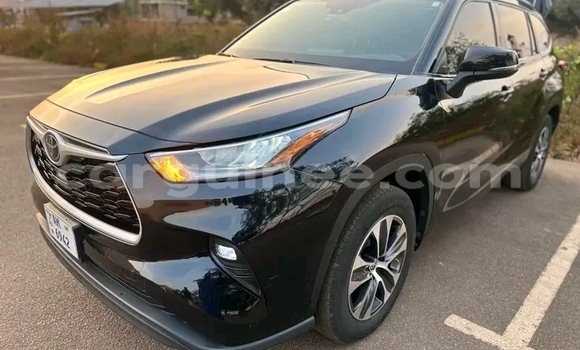 Buy Used Toyota Highlander Black Car in Conakry in Conakry