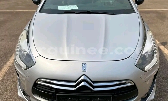 Buy Used Citroen C5 White Car in Conakry in Conakry Buy Used Citroen C5 White Car in Conakry in Conakry