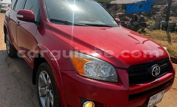 Buy Used Toyota RAV4 Red Car in Conakry in Conakry Buy Used Toyota RAV4 Red Car in Conakry in Conakry