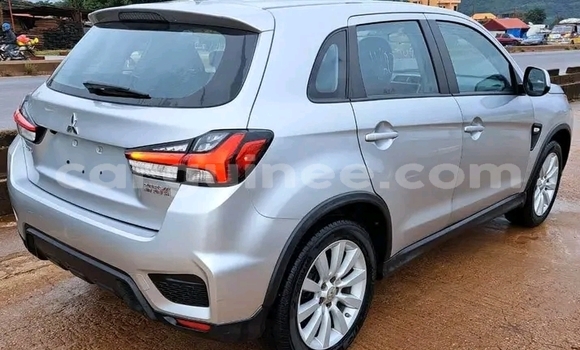 Buy Used Mitsubishi RVR Silver Car in Conakry in Conakry Buy Used Mitsubishi RVR Silver Car in Conakry in Conakry