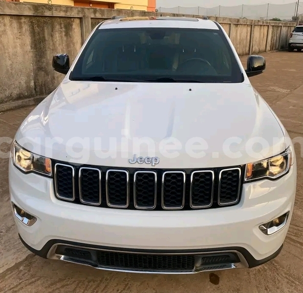 Big with watermark jeep grand cherokee conakry conakry 8843