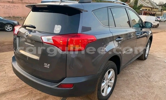 Buy Used Toyota RAV4 Black Car in Conakry in Conakry Buy Used Toyota RAV4 Black Car in Conakry in Conakry