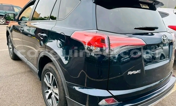 Buy Used Toyota RAV4 Black Car in Conakry in Conakry Buy Used Toyota RAV4 Black Car in Conakry in Conakry