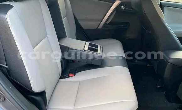 Buy Used Toyota RAV4 Brown Car in Conakry in Conakry Buy Used Toyota RAV4 Brown Car in Conakry in Conakry