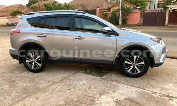 Buy Used Toyota RAV4 Beige Car in Conakry in Conakry Buy Used Toyota RAV4 Beige Car in Conakry in Conakry