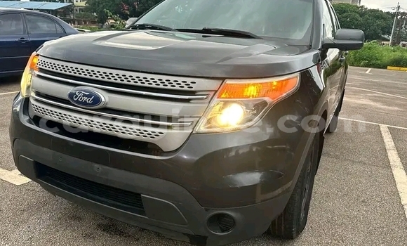 Acheter Occasion Voiture Ford Explorer Marron à Conakry, Conakry Acheter Occasion Voiture Ford Explorer Marron à Conakry, Conakry