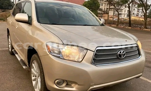 Buy Used Toyota Highlander Brown Car in Conakry in Conakry Buy Used Toyota Highlander Brown Car in Conakry in Conakry
