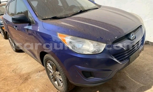 Buy Used Hyundai Tucson Blue Car in Conakry in Conakry Buy Used Hyundai Tucson Blue Car in Conakry in Conakry