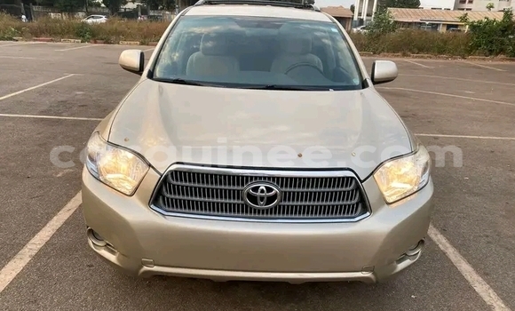 Buy Used Toyota Highlander Brown Car in Conakry in Conakry Buy Used Toyota Highlander Brown Car in Conakry in Conakry