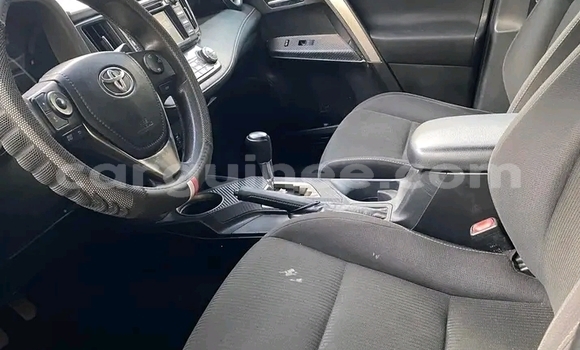 Buy Used Toyota RAV4 Red Car in Conakry in Conakry Buy Used Toyota RAV4 Red Car in Conakry in Conakry