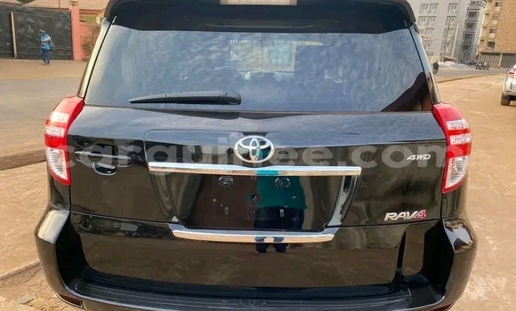 Buy Used Toyota RAV4 Silver Car in Conakry in Conakry Buy Used Toyota RAV4 Silver Car in Conakry in Conakry
