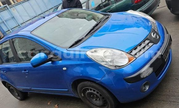 Buy Used Nissan Note Blue Car in Dabola in Dabola