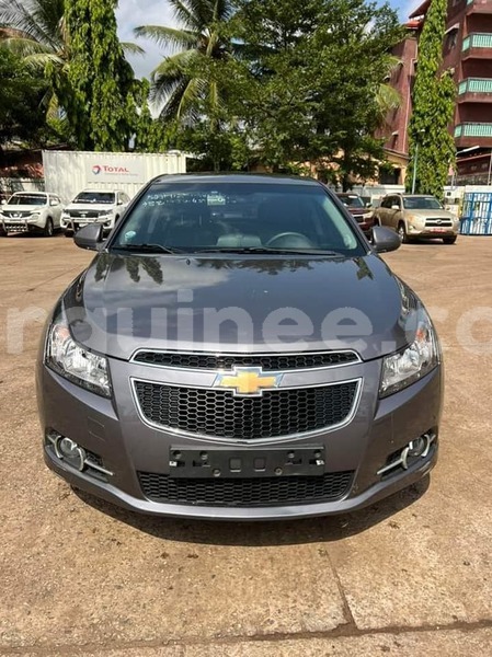 Big with watermark chevrolet cruze dabola dabola 8935