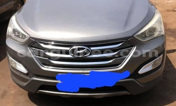 Buy Used Hyundai Santa Fe Other Car in Conakry in Conakry Buy Used Hyundai Santa Fe Other Car in Conakry in Conakry