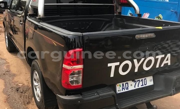 Buy Used Toyota Hilux Black Car in Conakry in Conakry Buy Used Toyota Hilux Black Car in Conakry in Conakry
