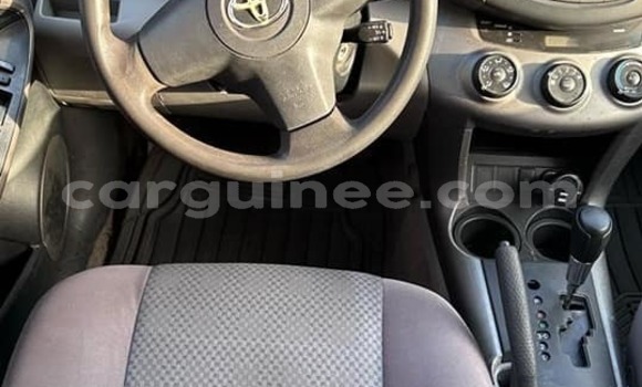 Buy Used Toyota RAV4 Red Car in Conakry in Conakry Buy Used Toyota RAV4 Red Car in Conakry in Conakry