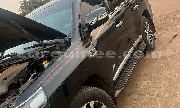Buy Used Toyota Land Cruiser Black Car in Conakry in Conakry Buy Used Toyota Land Cruiser Black Car in Conakry in Conakry