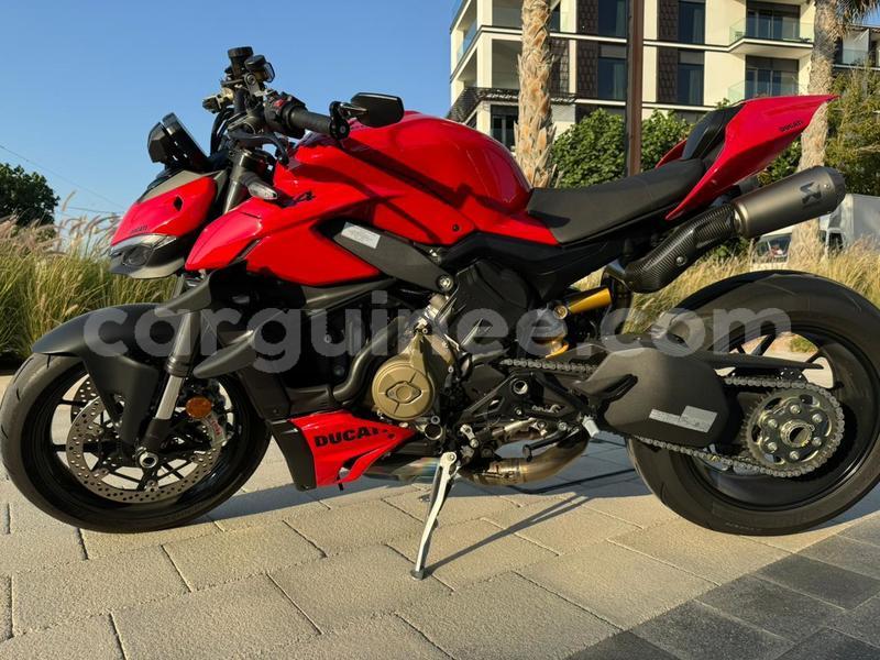 Big with watermark ducati streetfighter conakry conakry 8984