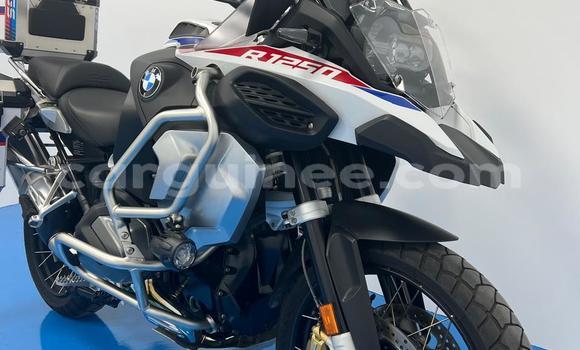 Medium with watermark bmw gs conakry conakry 9030