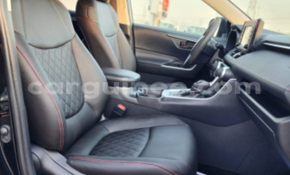 Buy Used Toyota RAV4 Black Car in Conakry in Conakry Buy Used Toyota RAV4 Black Car in Conakry in Conakry