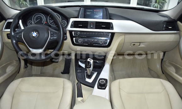 Buy Used BMW 321 White Car in Conakry in Conakry Buy Used BMW 321 White Car in Conakry in Conakry