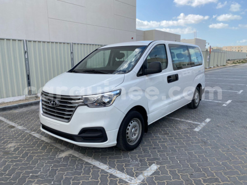 Big with watermark hyundai h1 coyah coyah 9065