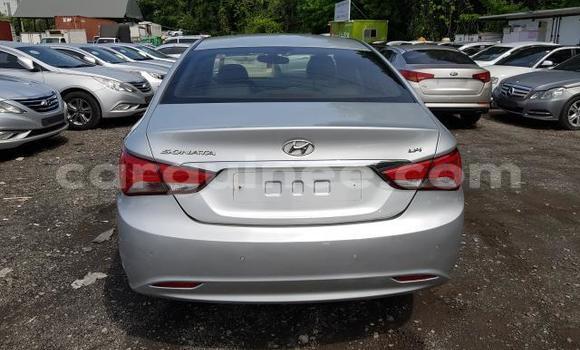 Buy Used Hyundai Sonata Silver Car in Conakry in Conakry Buy Used Hyundai Sonata Silver Car in Conakry in Conakry