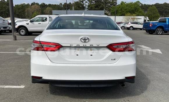 Buy Used Toyota Camry White Car in Conakry in Conakry Buy Used Toyota Camry White Car in Conakry in Conakry