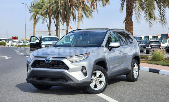 Buy Used Toyota RAV4 Silver Car in Conakry in Conakry Buy Used Toyota RAV4 Silver Car in Conakry in Conakry