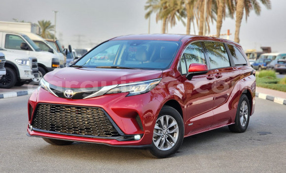 Acheter Occasion Voiture Toyota Sienna Rouge à Conakry, Conakry