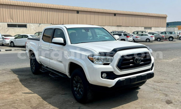 Acheter Occasion Voiture Toyota Tacoma Blanc à Conakry, Conakry