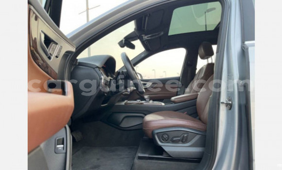 Buy Import Audi Q7 Silver Car in Import - Dubai in Conakry Buy Import Audi Q7 Silver Car in Import - Dubai in Conakry
