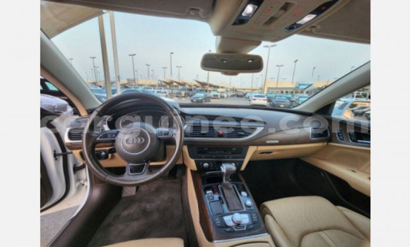 Buy Import Audi A7 White Car in Conakry in Conakry Buy Import Audi A7 White Car in Conakry in Conakry