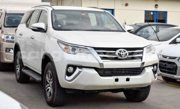 Buy Import Toyota Fortuner White Car in Import - Dubai in Conakry Buy Import Toyota Fortuner White Car in Import - Dubai in Conakry