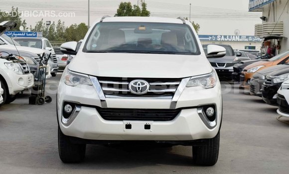Buy Import Toyota Fortuner White Car in Import - Dubai in Conakry Buy Import Toyota Fortuner White Car in Import - Dubai in Conakry
