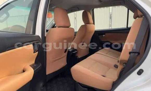 Buy Used Toyota Fortuner White Car in Conakry in Conakry Buy Used Toyota Fortuner White Car in Conakry in Conakry