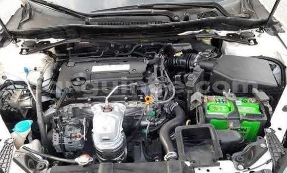Buy Used Honda Accord White Car in Conakry in Conakry Buy Used Honda Accord White Car in Conakry in Conakry