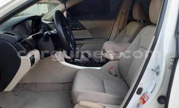 Buy Used Honda Accord White Car in Conakry in Conakry Buy Used Honda Accord White Car in Conakry in Conakry