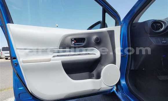 Buy Used Toyota Prius Blue Car in Conakry in Conakry Buy Used Toyota Prius Blue Car in Conakry in Conakry